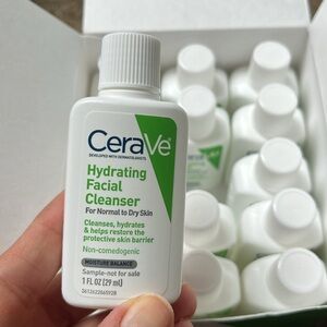 CeraVe Hydrating Facial Cleanser
